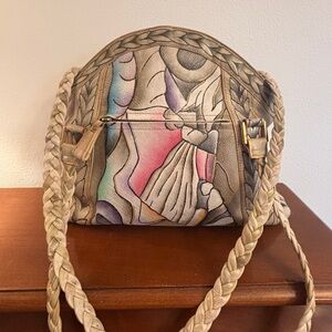 Magnifique Vintage Artistic Shoulder and Crosshody Bag